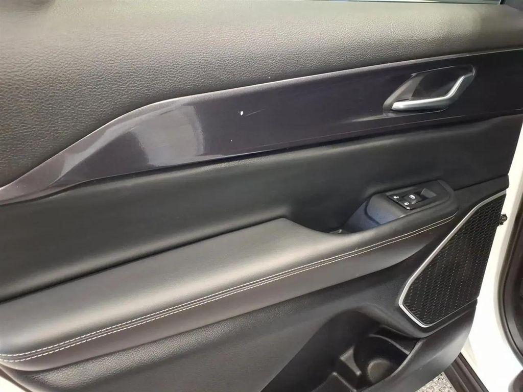 used 2021 Jeep Grand Cherokee L car, priced at $19,994