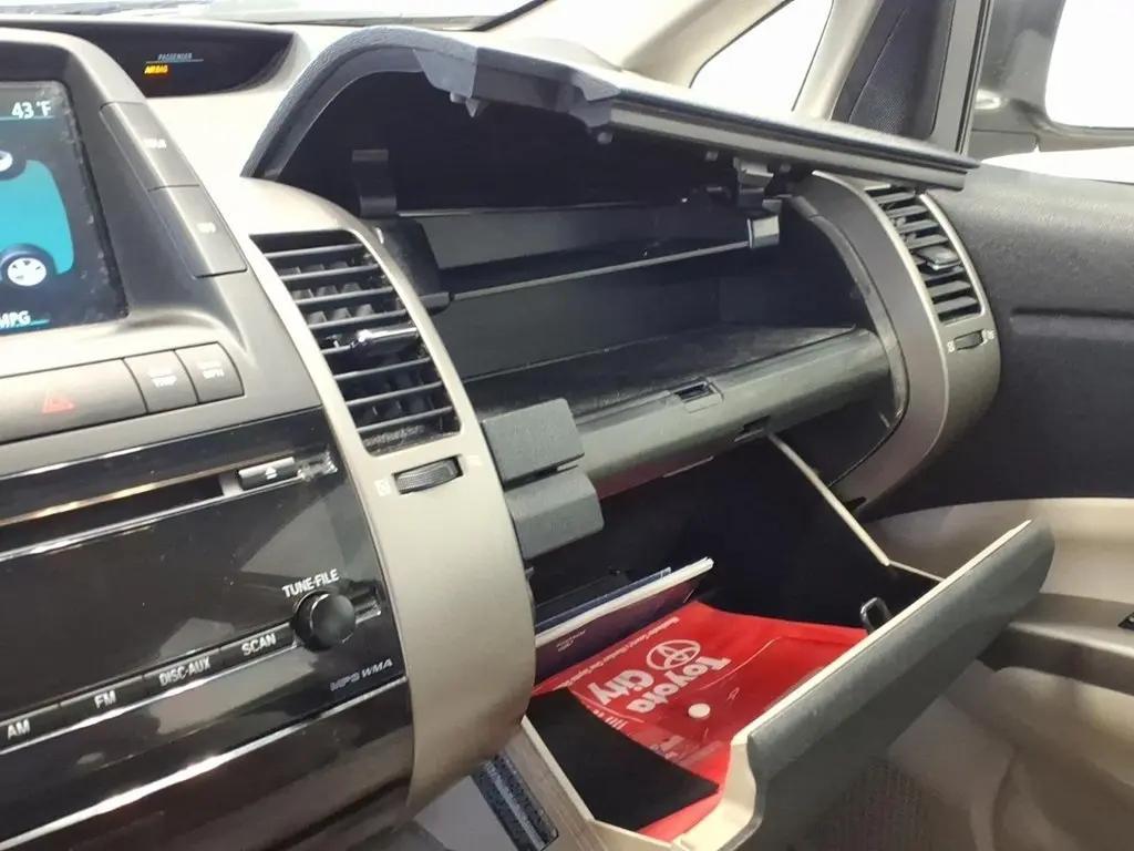 used 2007 Toyota Prius car, priced at $5,995