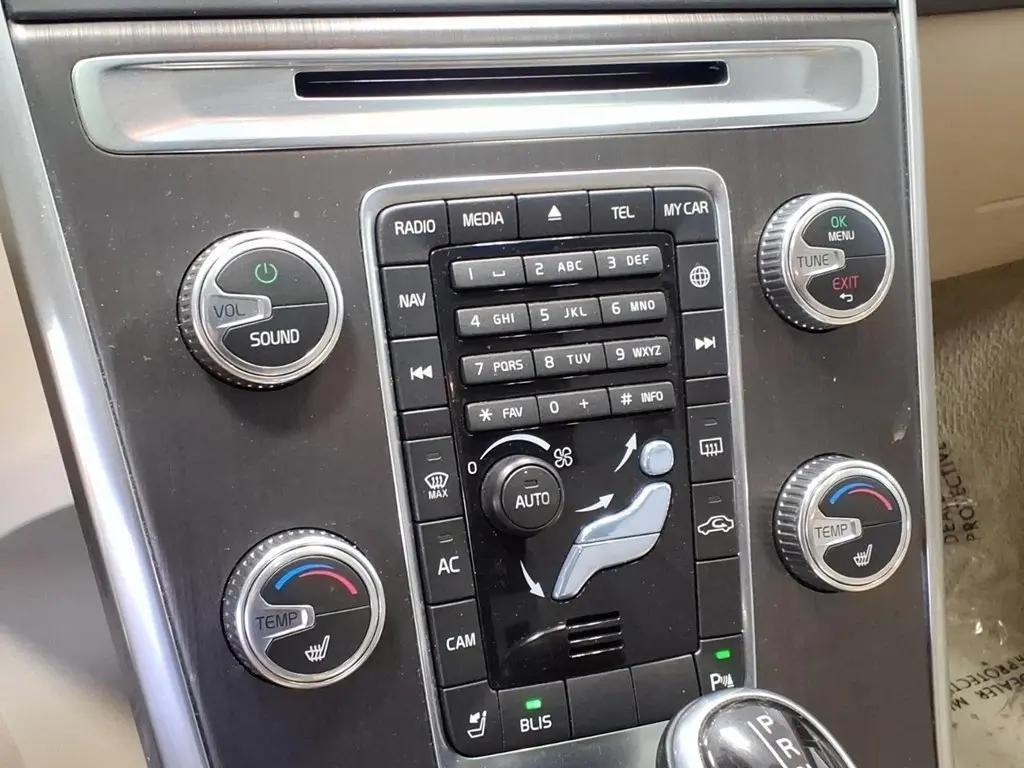 used 2015 Volvo XC60 car, priced at $9,995