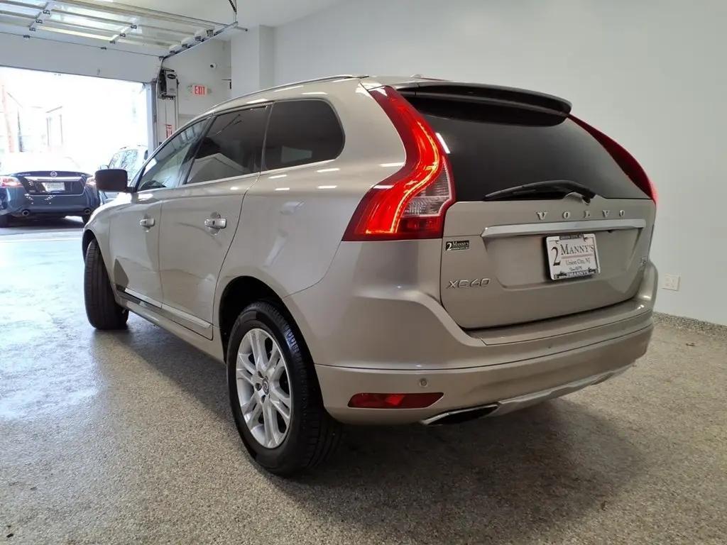used 2015 Volvo XC60 car, priced at $9,995