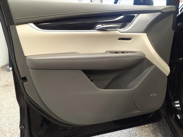 used 2020 Cadillac XT6 car, priced at $23,995