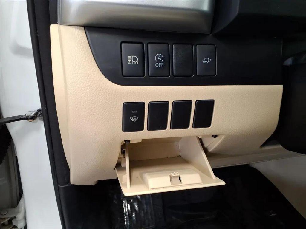 used 2018 Toyota Highlander car, priced at $18,795