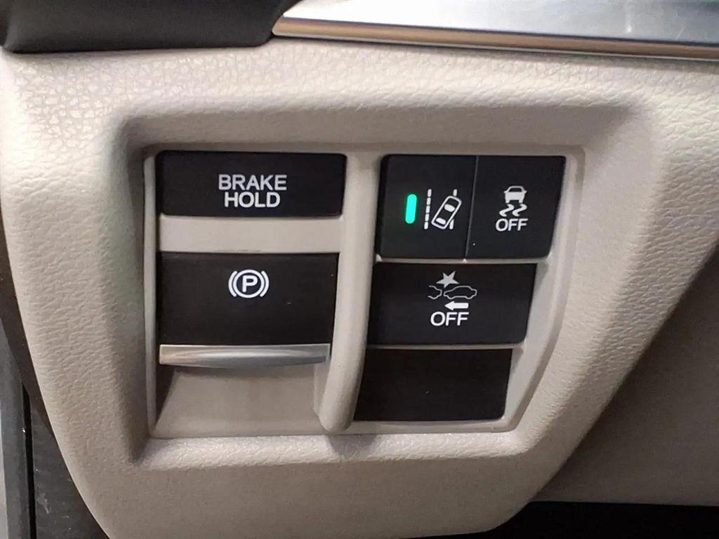 used 2019 Acura MDX car, priced at $19,995