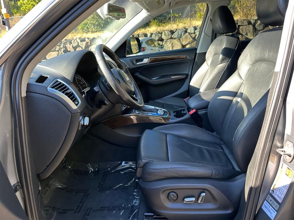 used 2013 Audi Q5 car, priced at $9,500