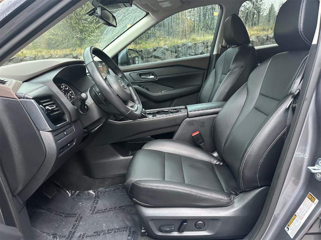 used 2022 Nissan Rogue car, priced at $23,999