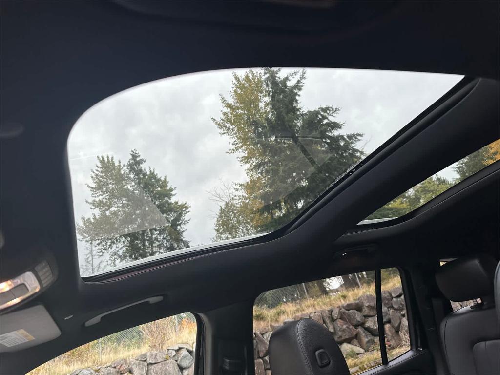 used 2020 Mercedes-Benz GLB 250 car, priced at $19,999