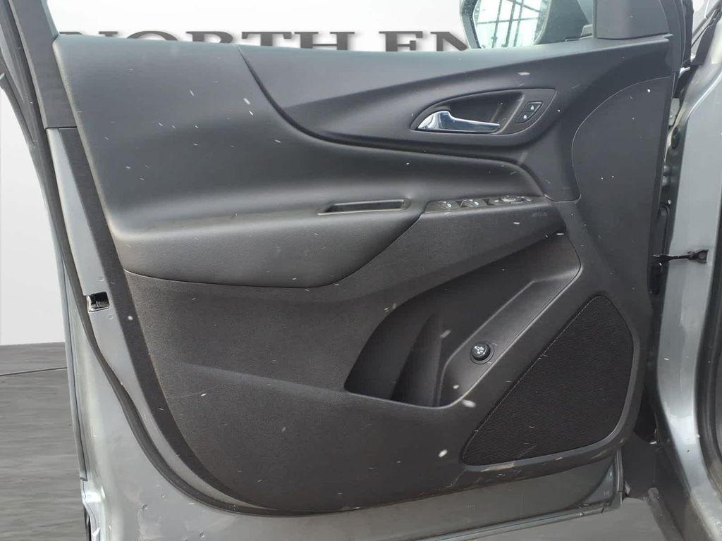 used 2024 Chevrolet Equinox car, priced at $21,885