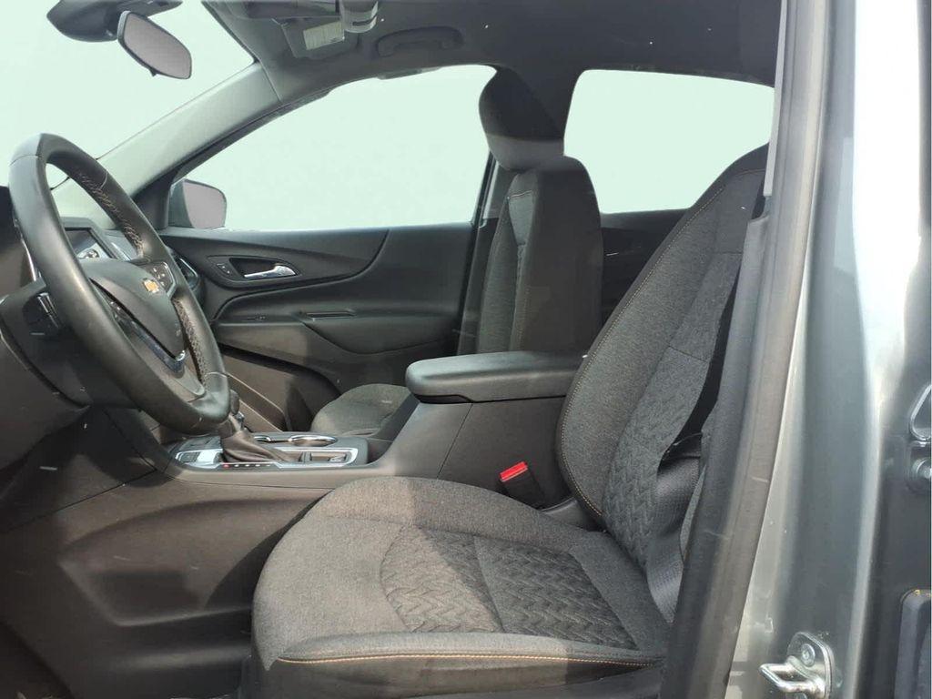 used 2024 Chevrolet Equinox car, priced at $21,885