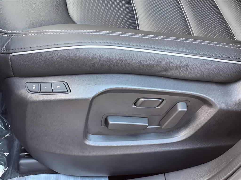 new 2025 Mazda CX-5 car, priced at $32,199