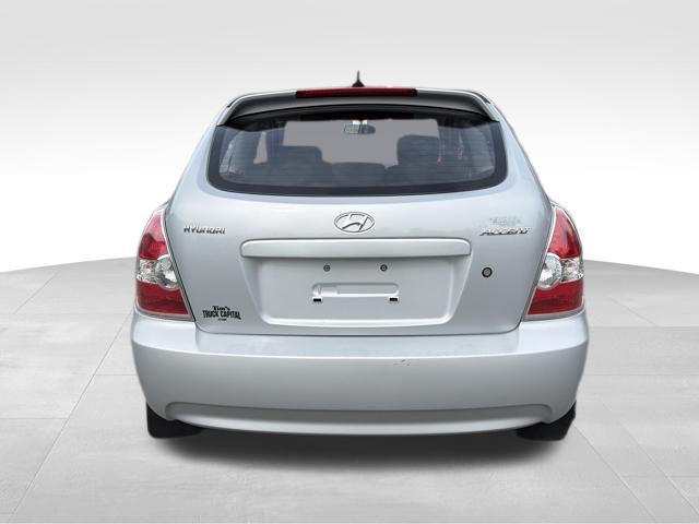 used 2009 Hyundai Accent car, priced at $5,499