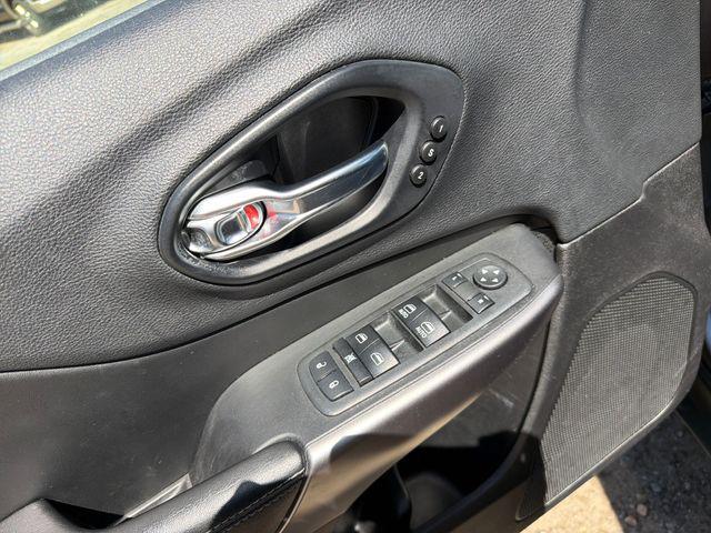 used 2019 Jeep Cherokee car, priced at $18,999