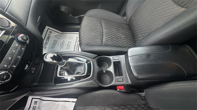 used 2019 Nissan Rogue car, priced at $12,499