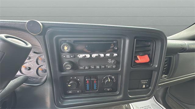 used 2004 GMC Sierra 2500 car, priced at $10,950