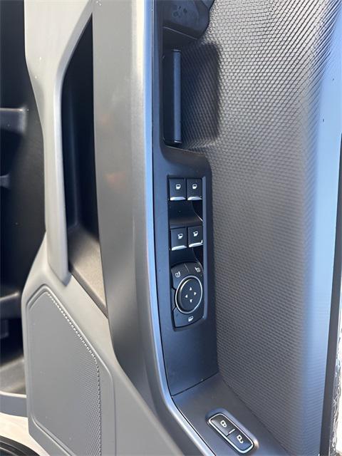 used 2021 Ford F-150 car, priced at $31,999