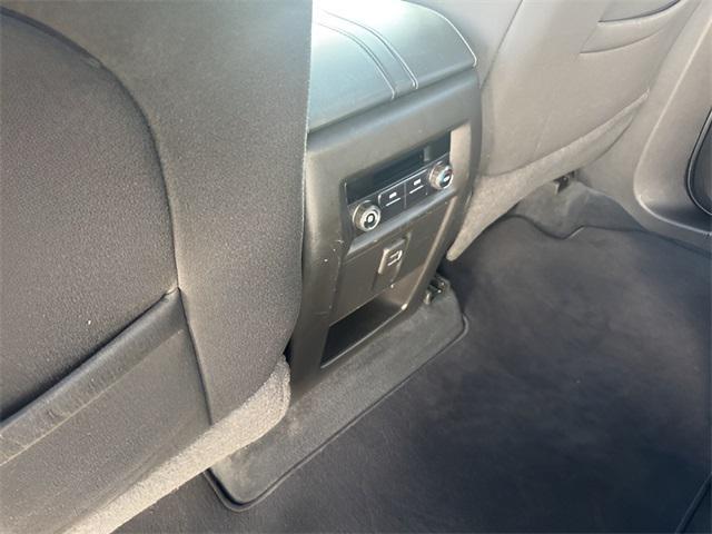 used 2022 Chevrolet Traverse car, priced at $22,999