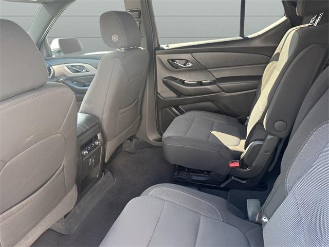 used 2022 Chevrolet Traverse car, priced at $22,999