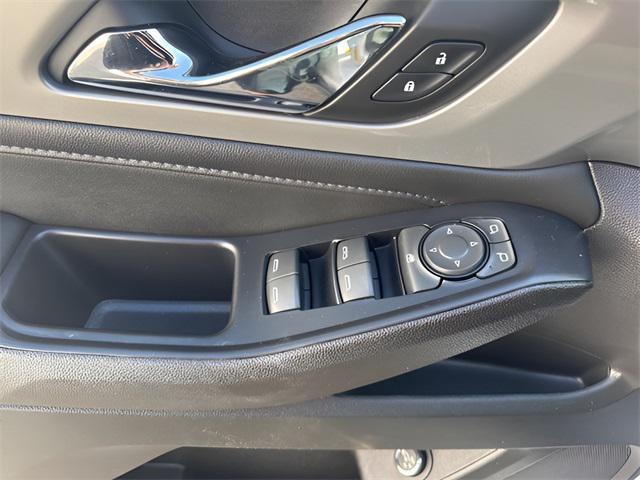 used 2022 Chevrolet Traverse car, priced at $22,999