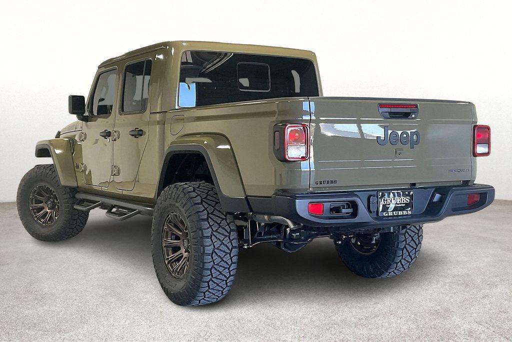 new 2025 Jeep Gladiator car, priced at $48,855