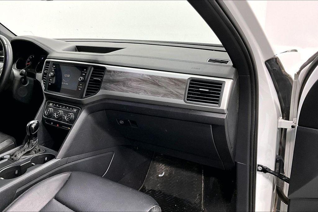 used 2021 Volkswagen Atlas Cross Sport car, priced at $14,000