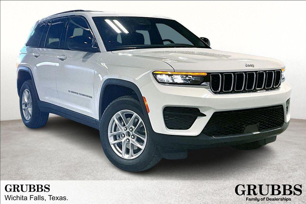 new 2025 Jeep Grand Cherokee car, priced at $36,575