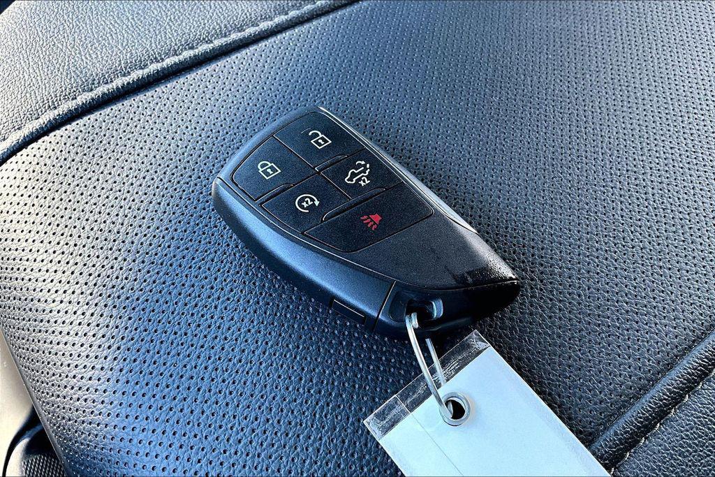 used 2023 GMC Sierra 1500 car, priced at $48,900