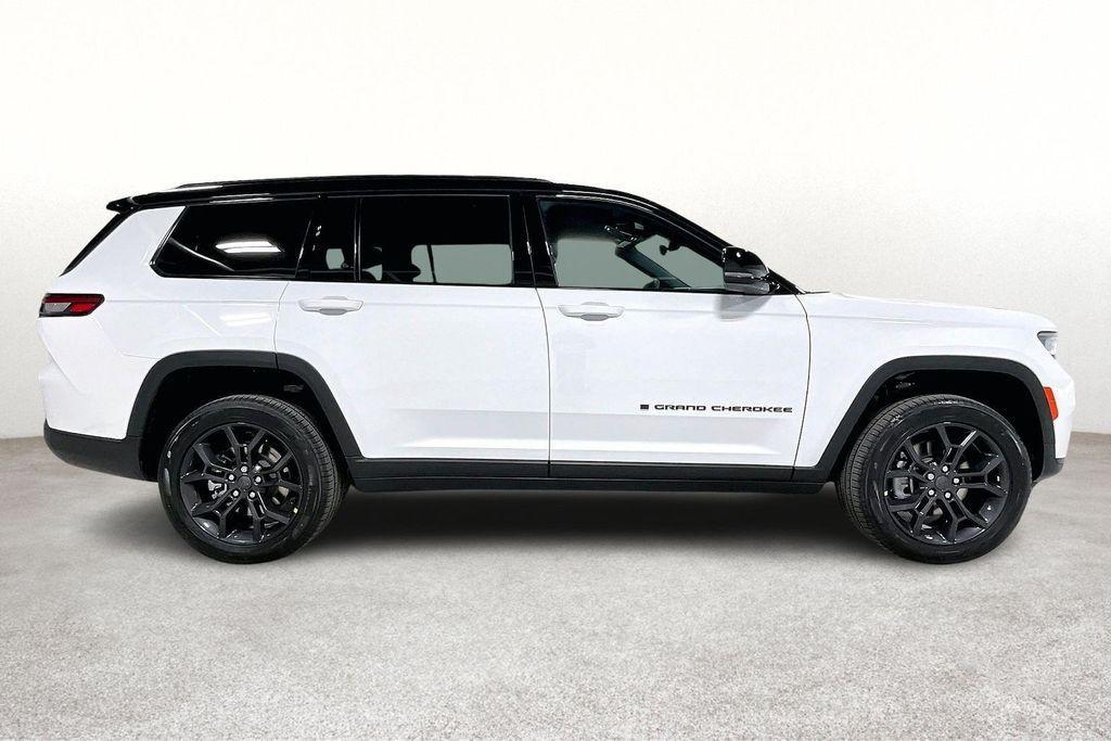 new 2025 Jeep Grand Cherokee L car, priced at $47,781