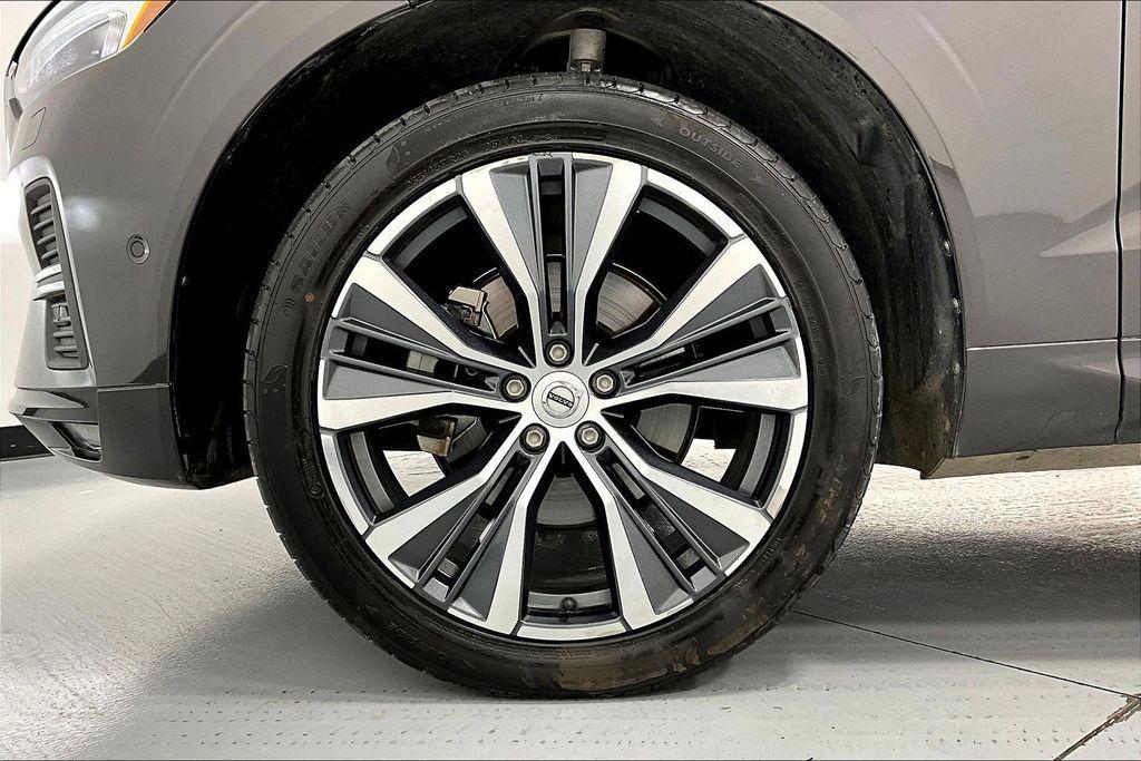 used 2022 Volvo XC60 car, priced at $22,000