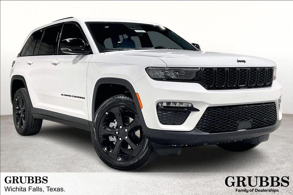 new 2025 Jeep Grand Cherokee car, priced at $43,625