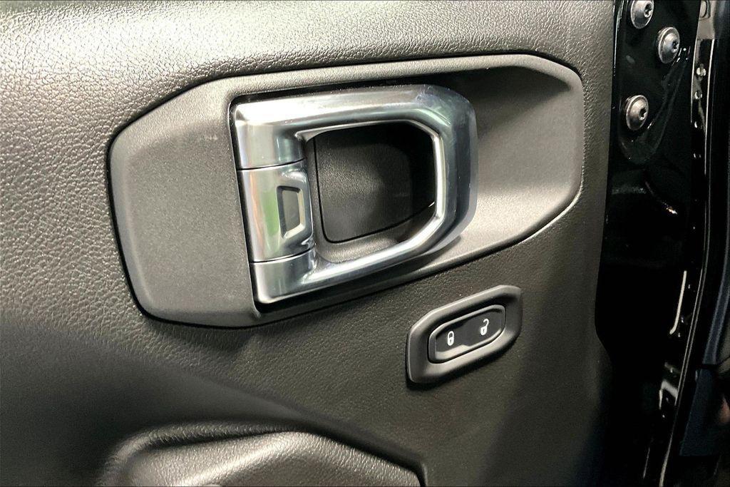 new 2026 Jeep Wrangler car, priced at $37,642