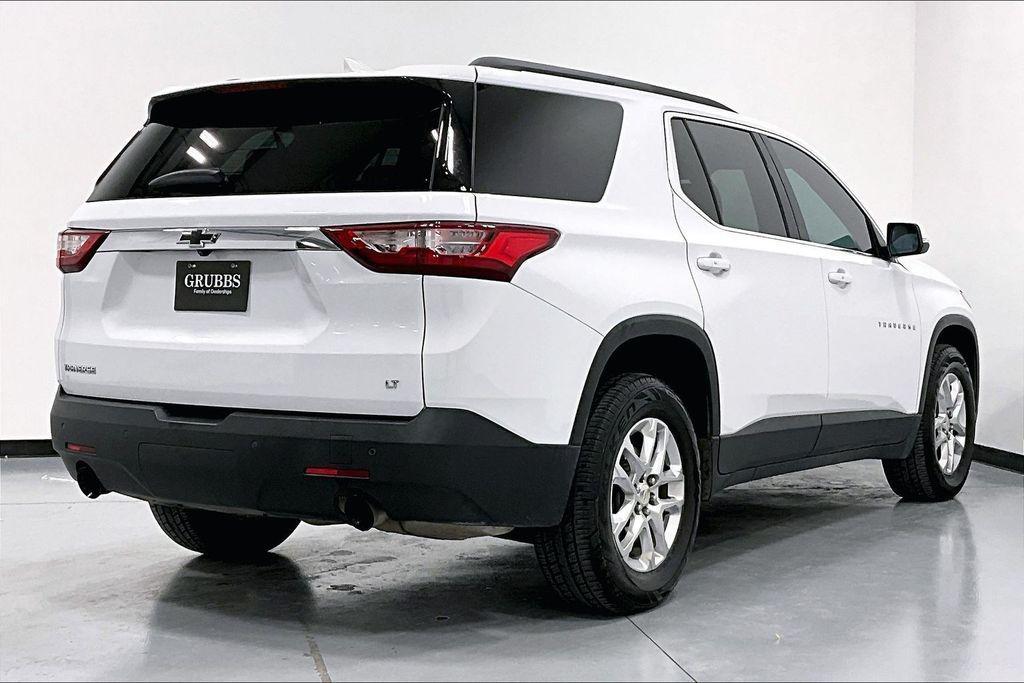 used 2021 Chevrolet Traverse car, priced at $20,000