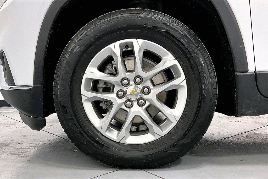 used 2021 Chevrolet Traverse car, priced at $20,000
