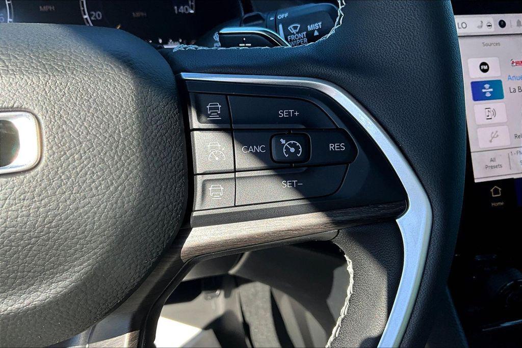 new 2025 Jeep Grand Cherokee car, priced at $42,581