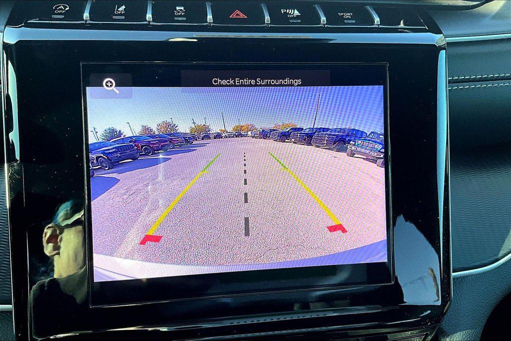 new 2025 Jeep Grand Cherokee car, priced at $35,007