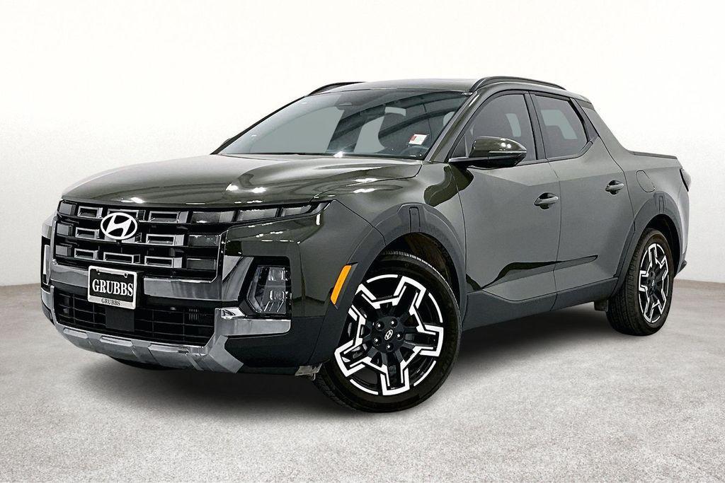 used 2025 Hyundai SANTA CRUZ car, priced at $33,000