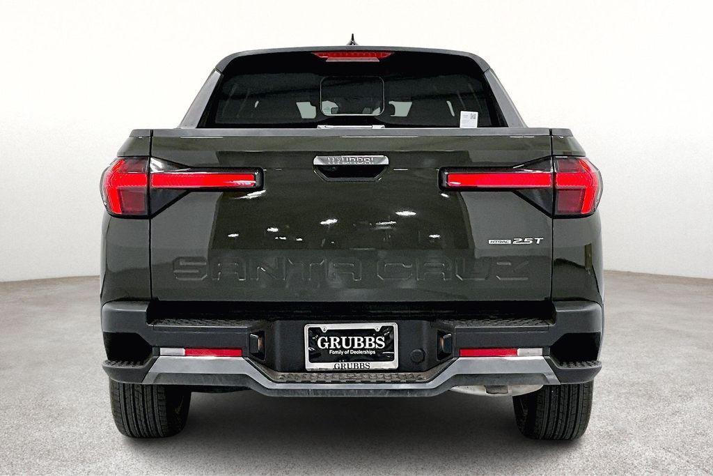 used 2025 Hyundai SANTA CRUZ car, priced at $33,000