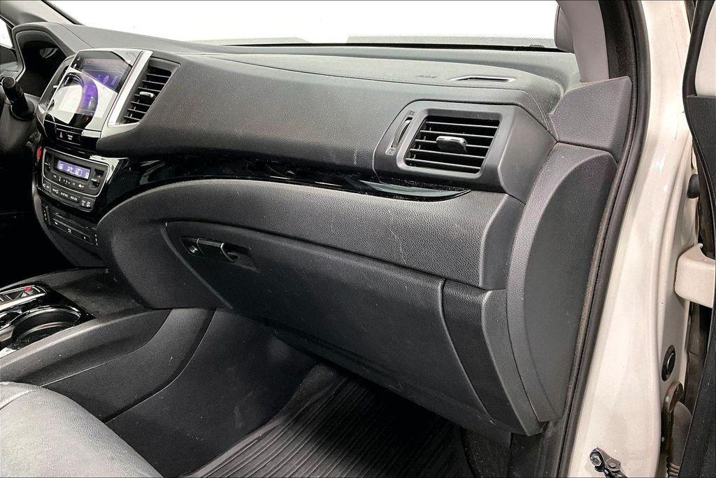 used 2017 Honda Pilot car, priced at $14,000