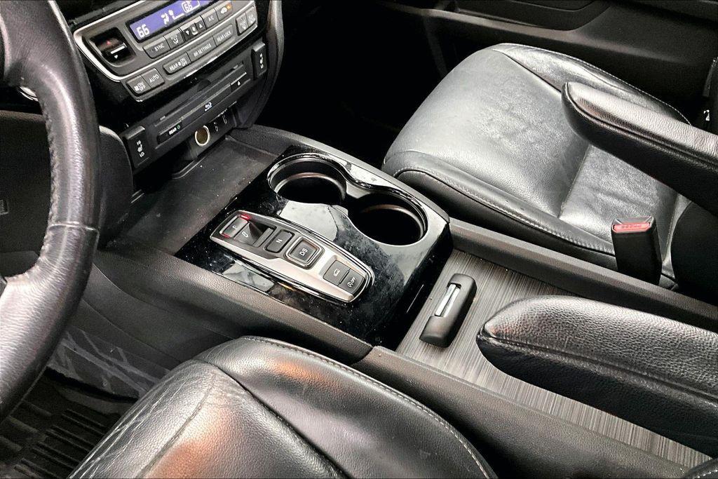 used 2017 Honda Pilot car, priced at $14,000