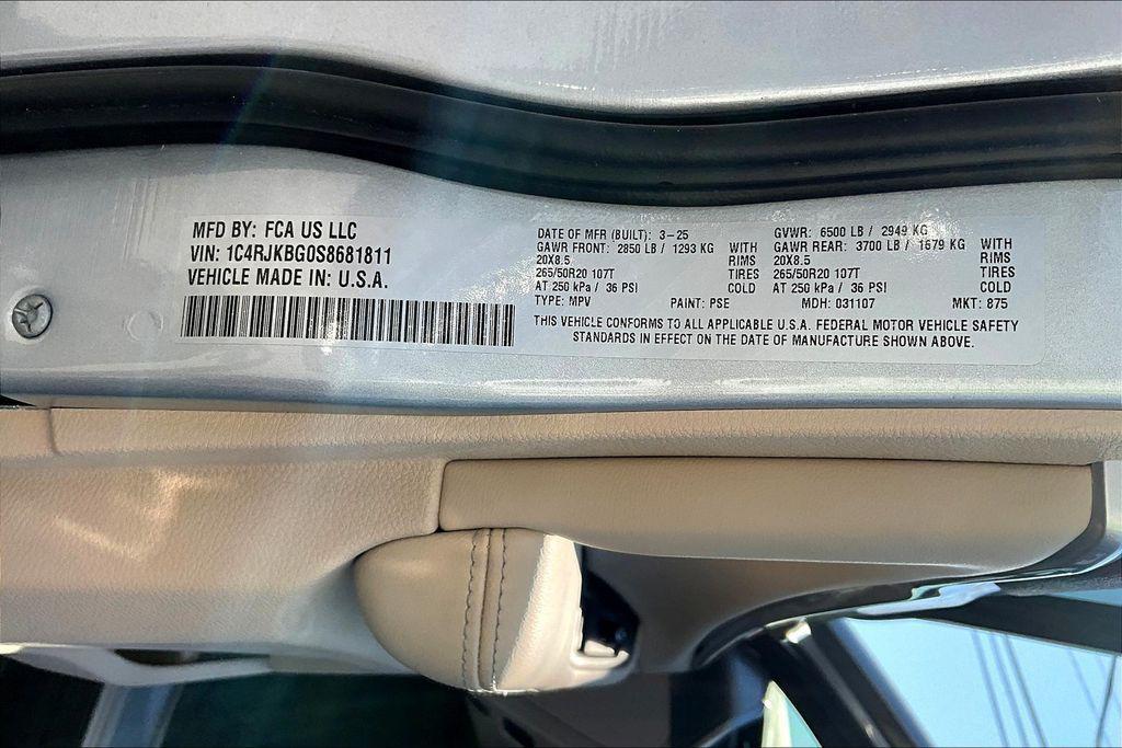 new 2025 Jeep Grand Cherokee L car, priced at $44,083