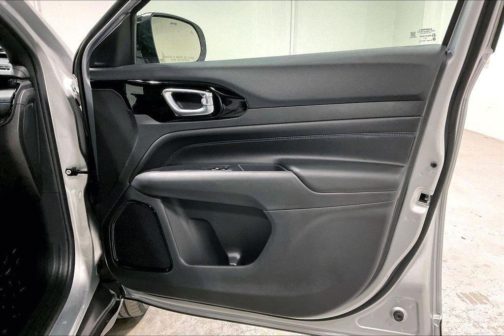 new 2026 Jeep Compass car, priced at $30,580