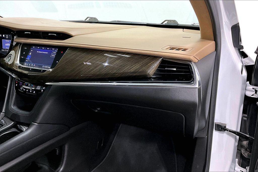 used 2020 Cadillac XT6 car, priced at $23,000