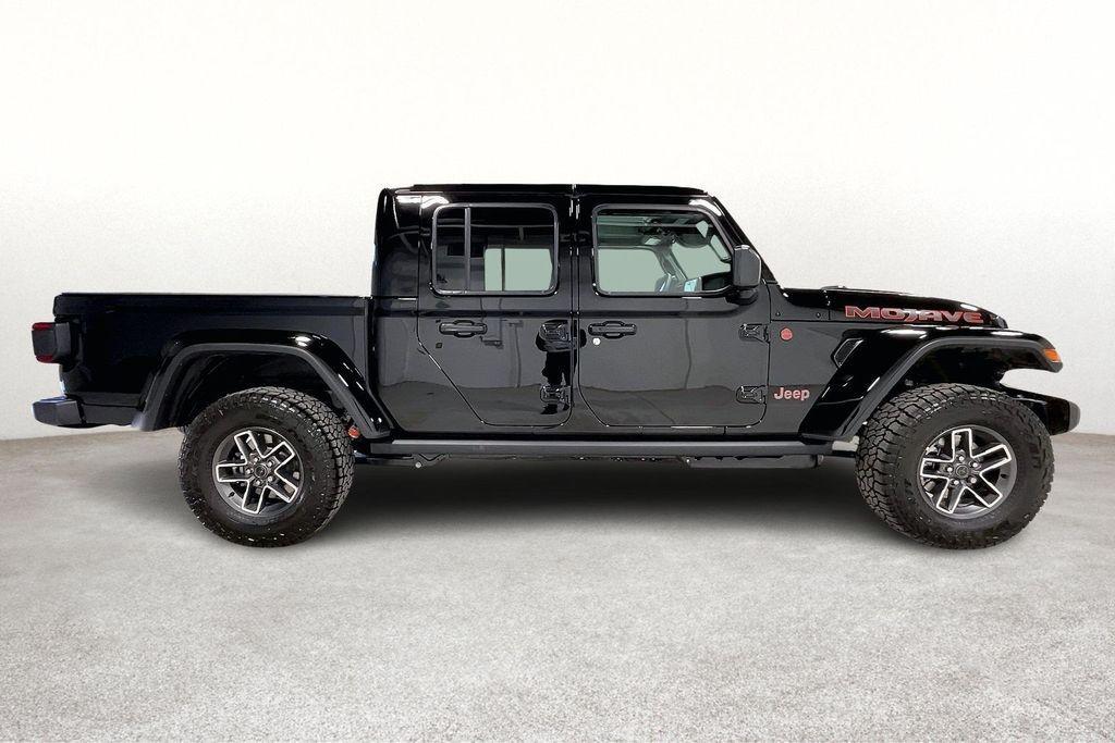new 2026 Jeep Gladiator car, priced at $48,589