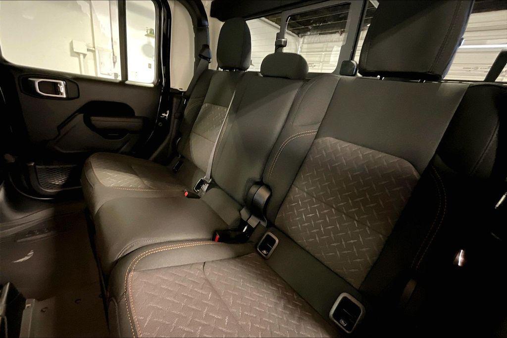 new 2026 Jeep Gladiator car, priced at $48,589