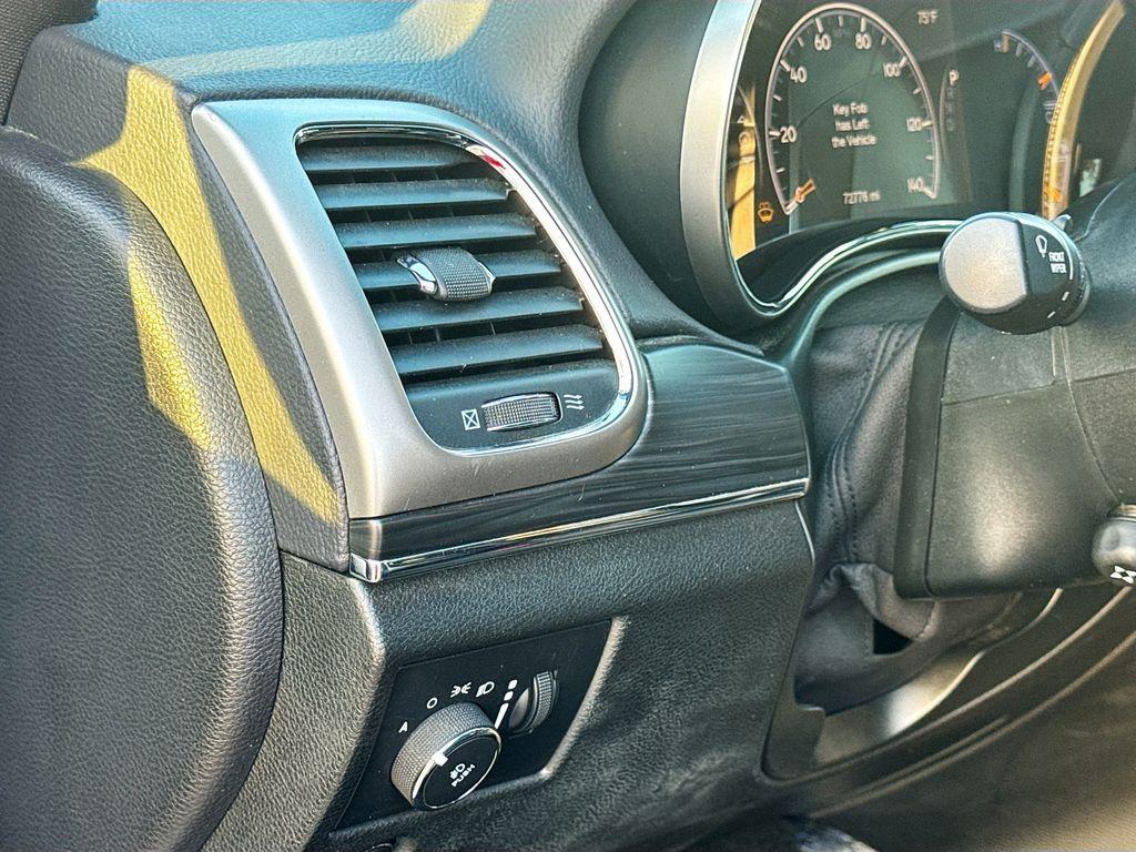 used 2021 Jeep Grand Cherokee car, priced at $18,474