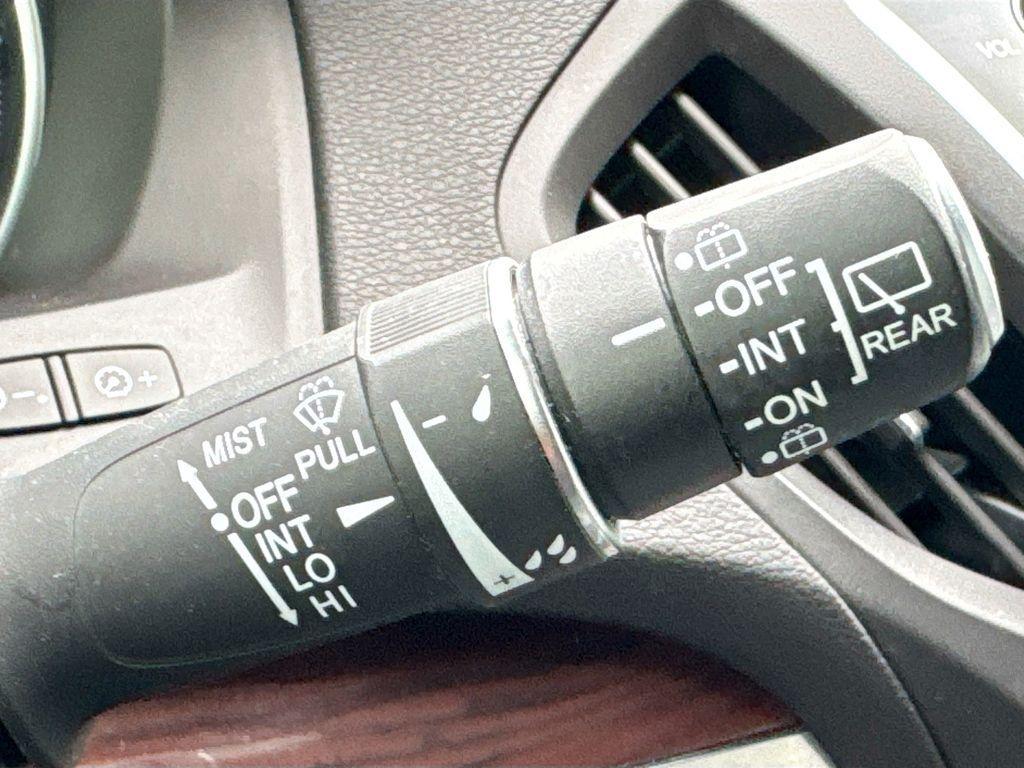 used 2016 Acura MDX car, priced at $15,542