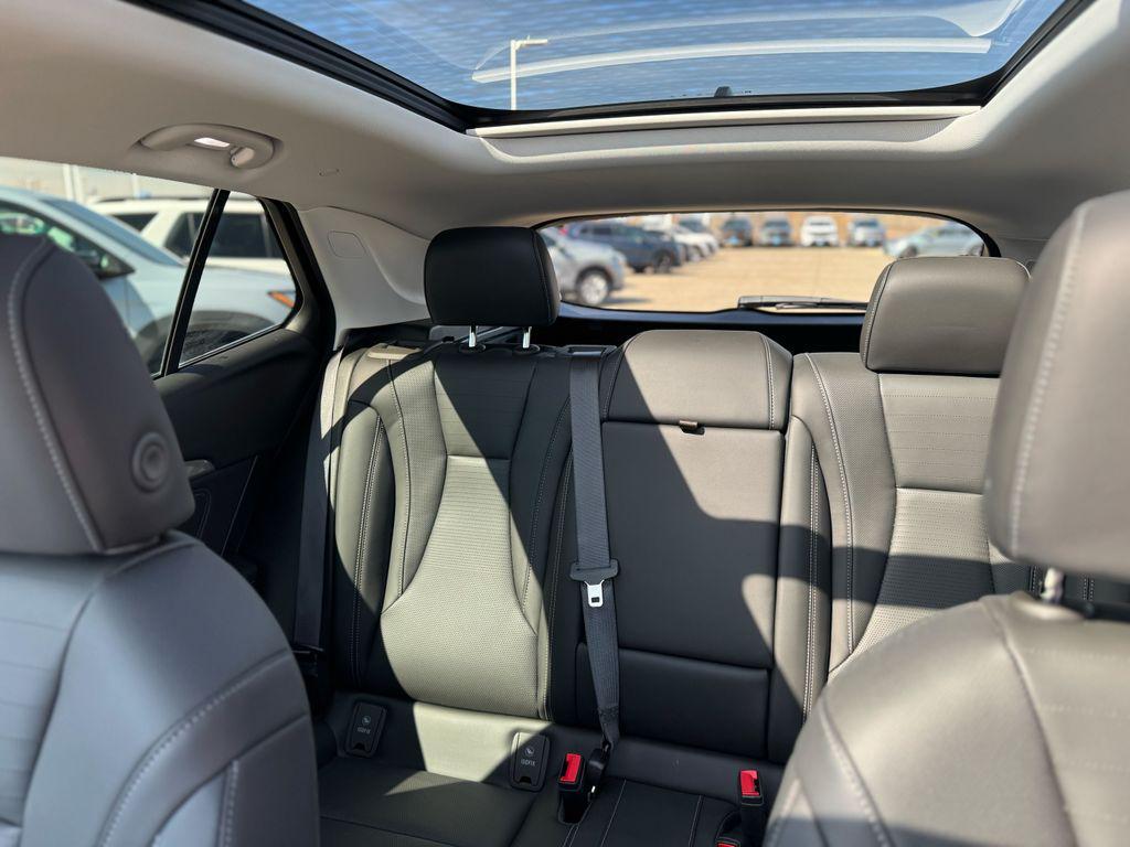 used 2025 Buick Envision car, priced at $28,693