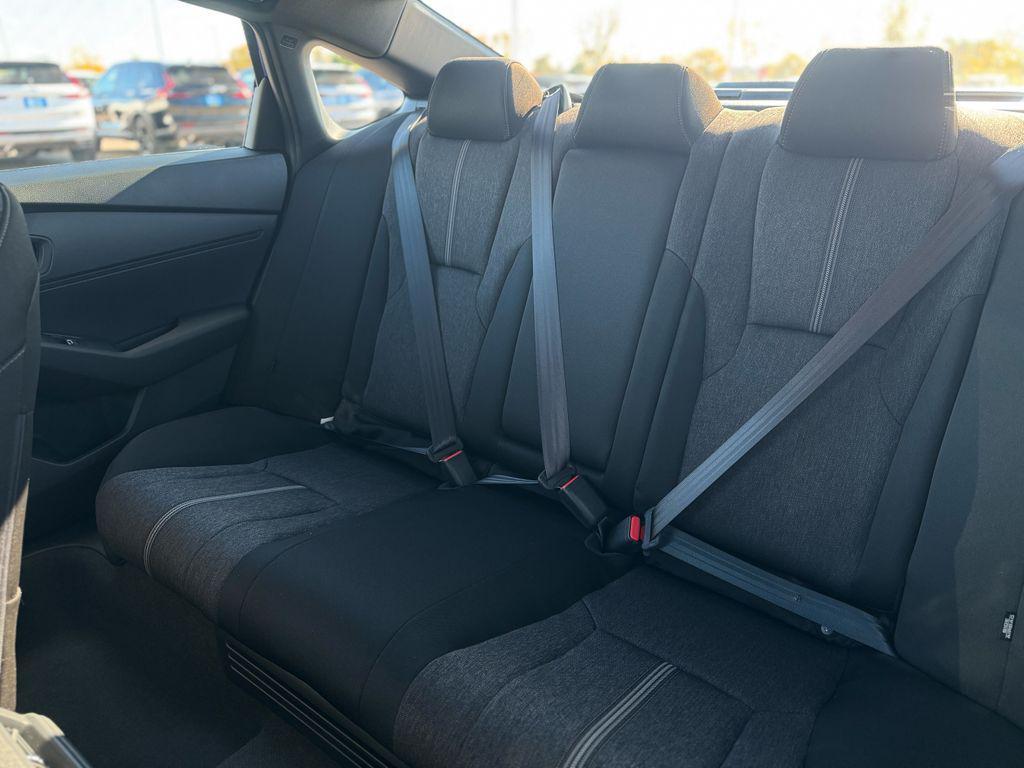 new 2025 Honda Accord Hybrid car, priced at $33,700