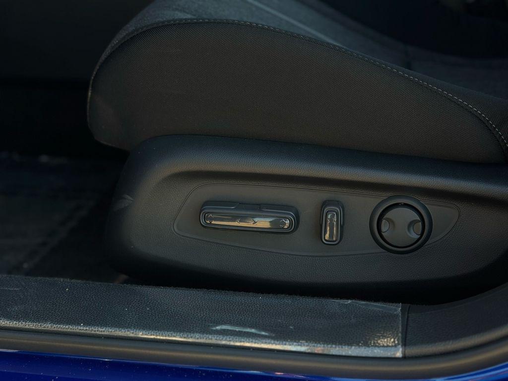 new 2025 Honda Accord Hybrid car, priced at $33,700