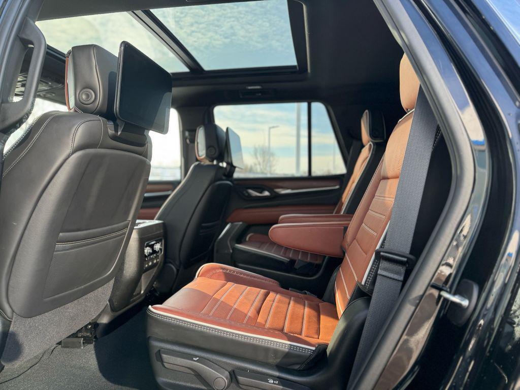 used 2024 GMC Yukon car, priced at $84,986