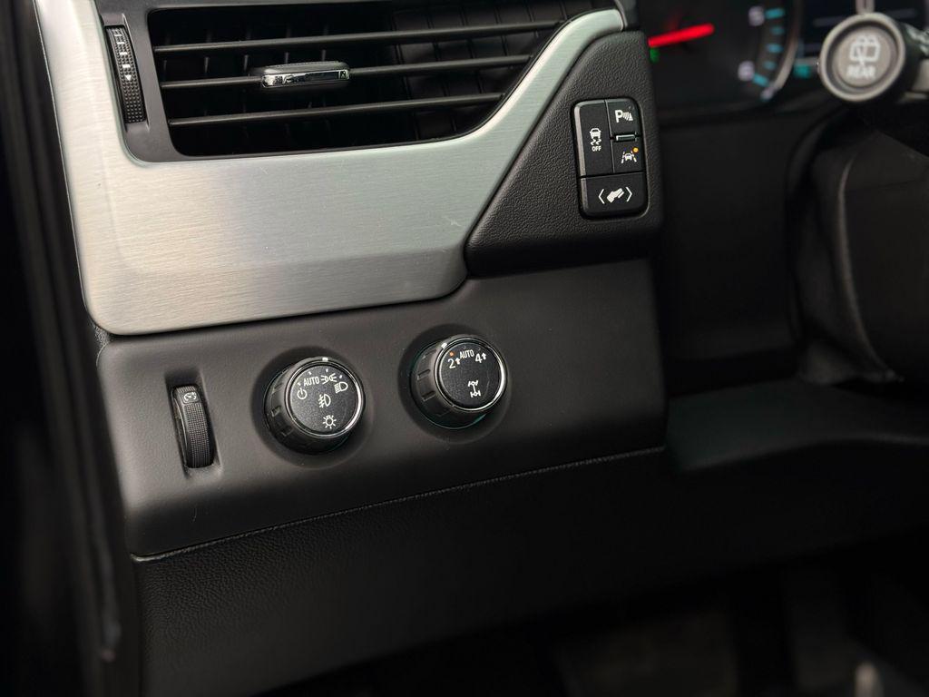 used 2020 GMC Yukon car, priced at $23,290