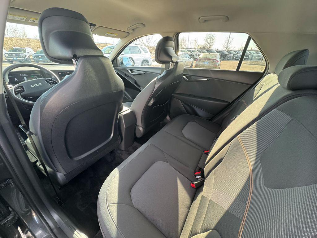 used 2025 Kia Niro car, priced at $21,462